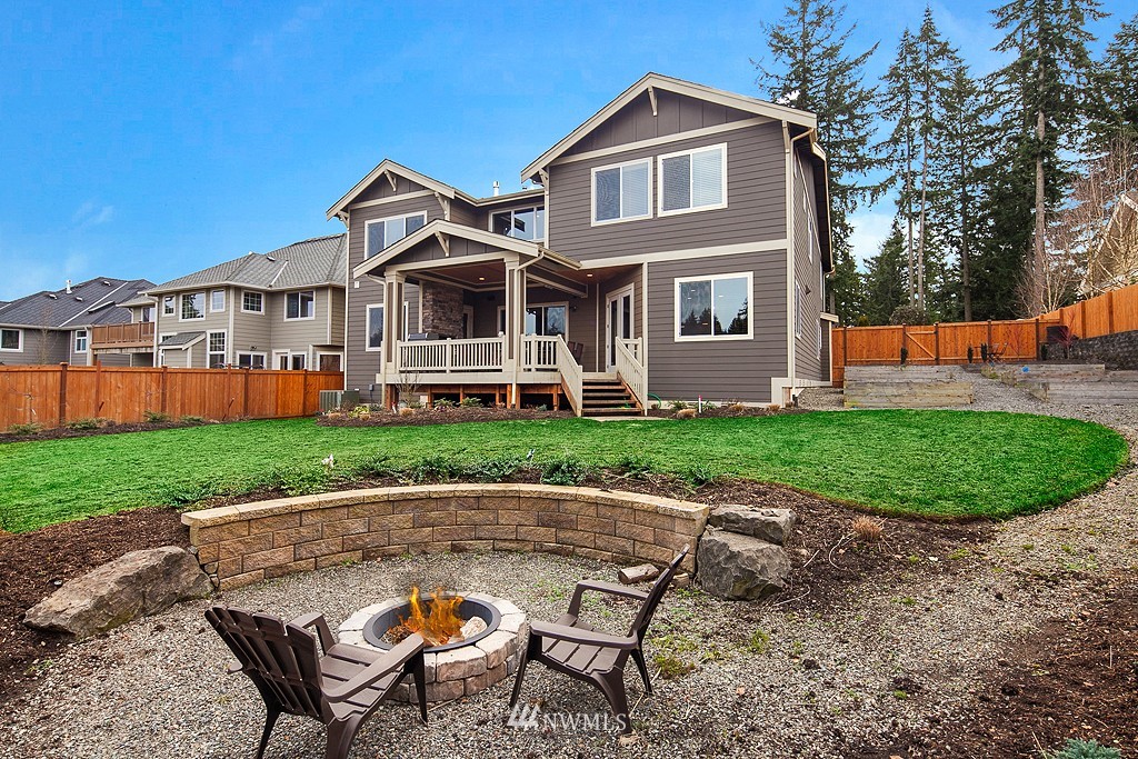 5350 Northeast 16th Street Renton, WA 98059 - Photo 3 of 22