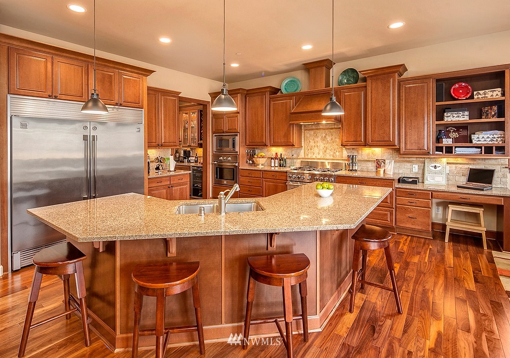 5350 Northeast 16th Street Renton, WA 98059 - Photo 9 of 22