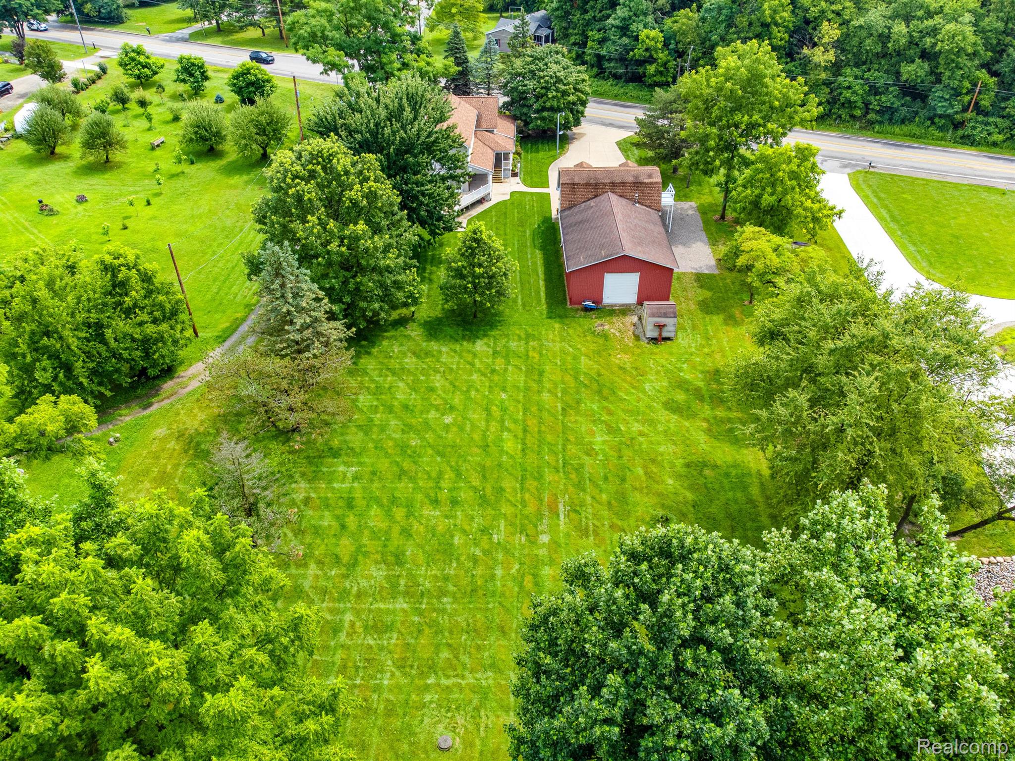 48975 Fairchild Road Macomb, MI 48042 - Photo 65 of 67 Gallery Image 65