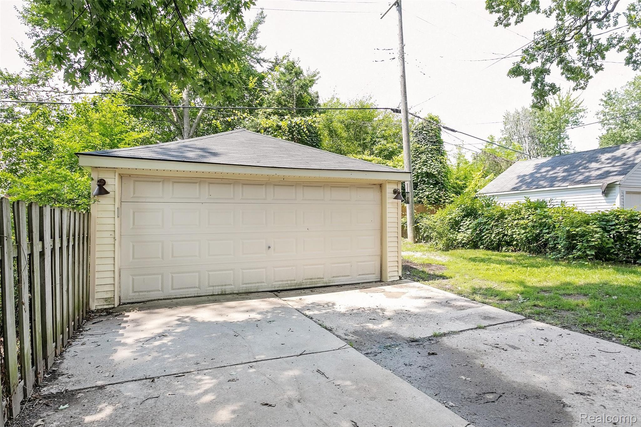 4441 Harvard Road Detroit, MI 48224 - Photo 25 of 26 Harvard-31.jpg