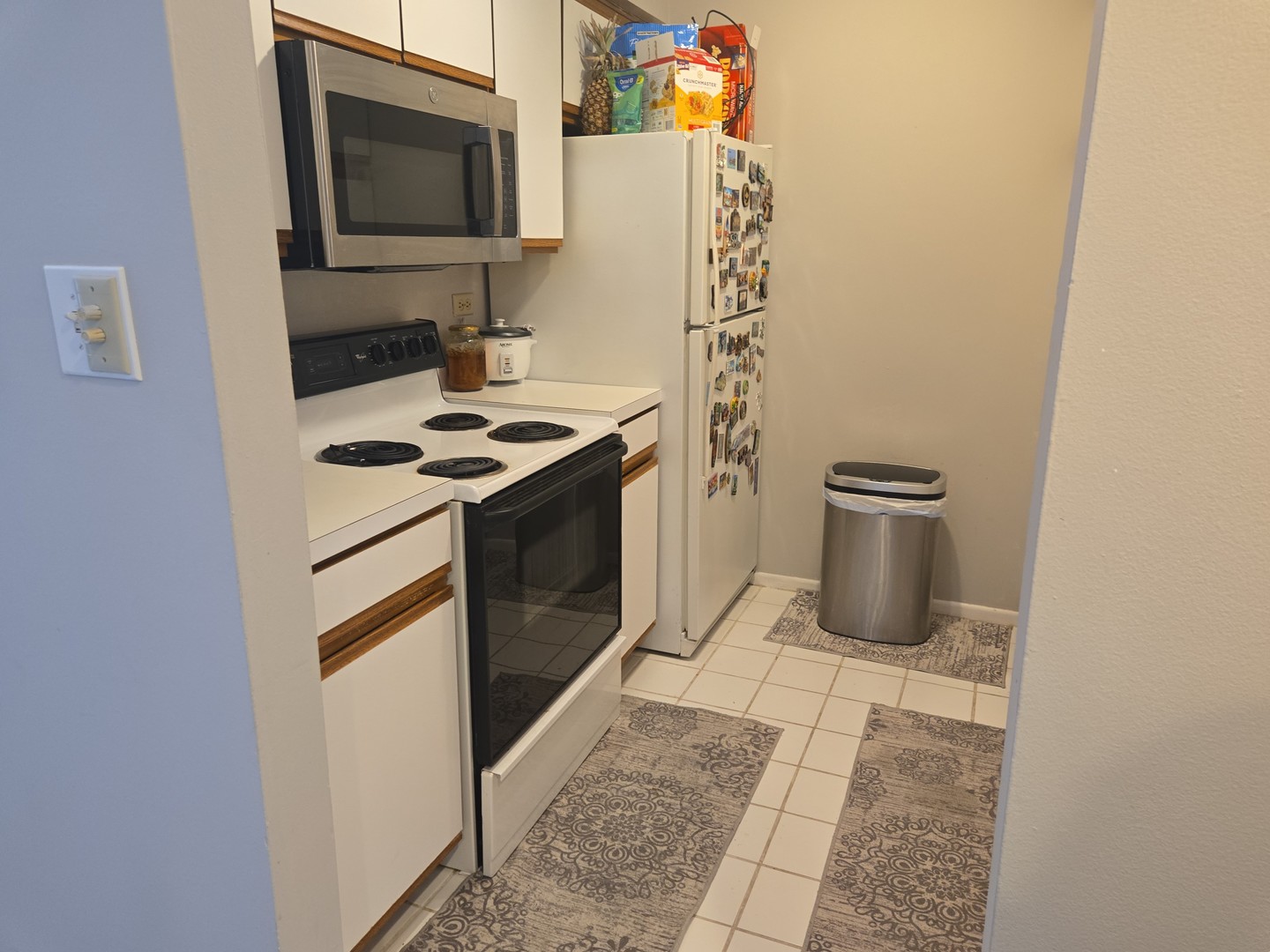 6151 Knoll Wood Road, Unit 305 Willowbrook, IL 60527 - Photo 7 of 17