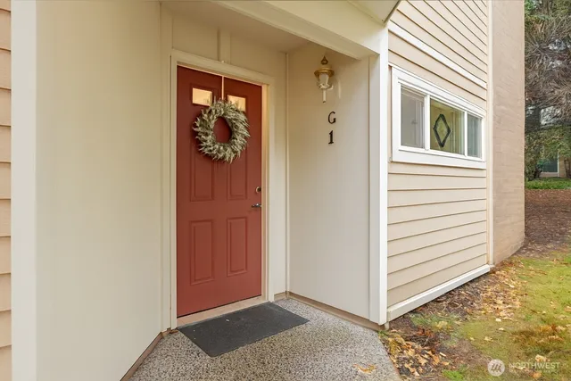 $575,000 | 14651 Northeast 40th Street, Unit G1, Bellevue, WA 98007