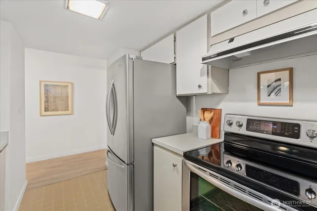 $575,000 | 14651 Northeast 40th Street, Unit G1, Bellevue, WA 98007