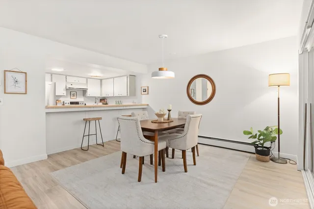 $575,000 | 14651 Northeast 40th Street, Unit G1, Bellevue, WA 98007