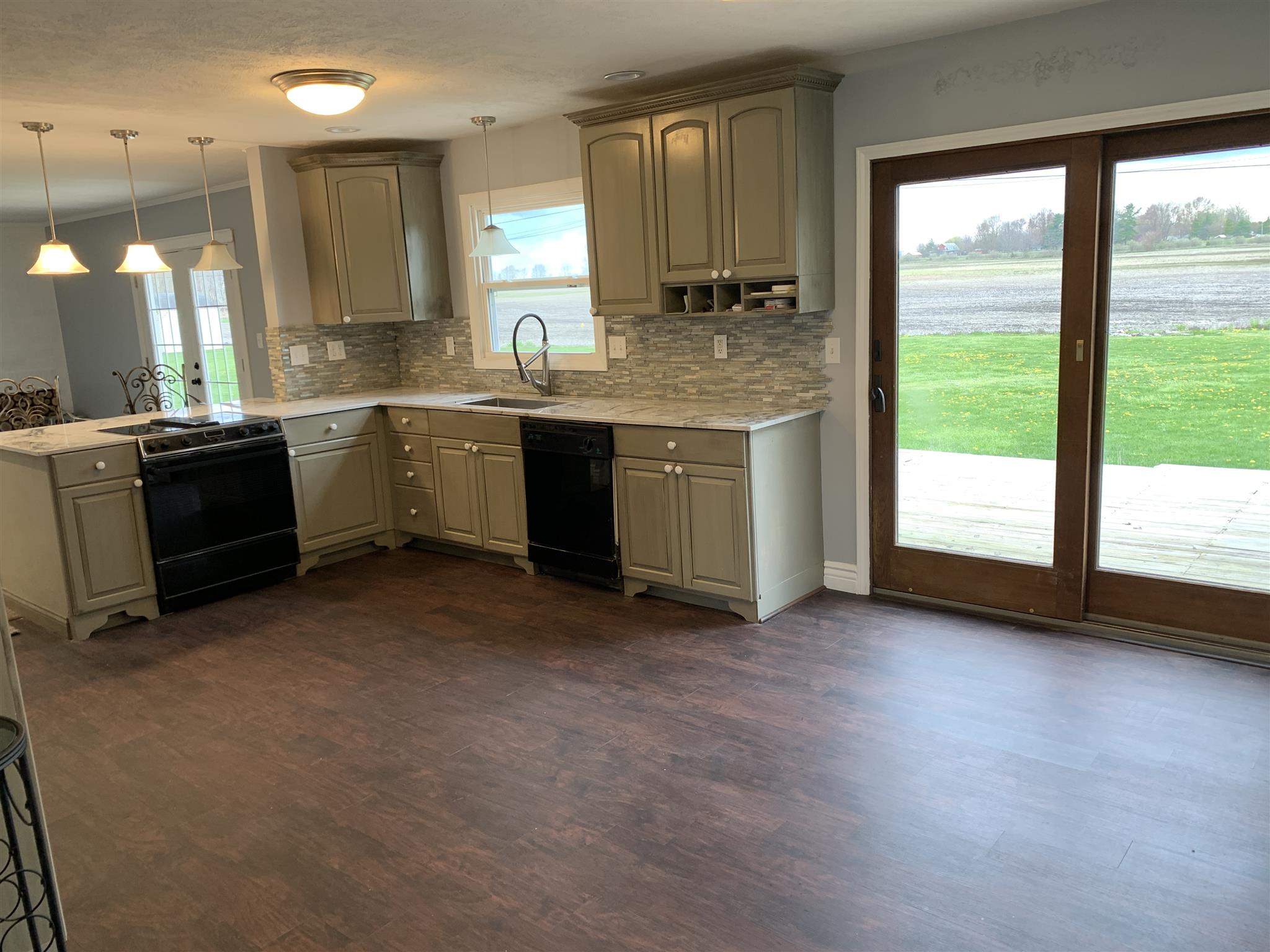 2222 East Sycamore Drive Rochester, IN 46975 - Photo 4 of 15 Gallery Image 4