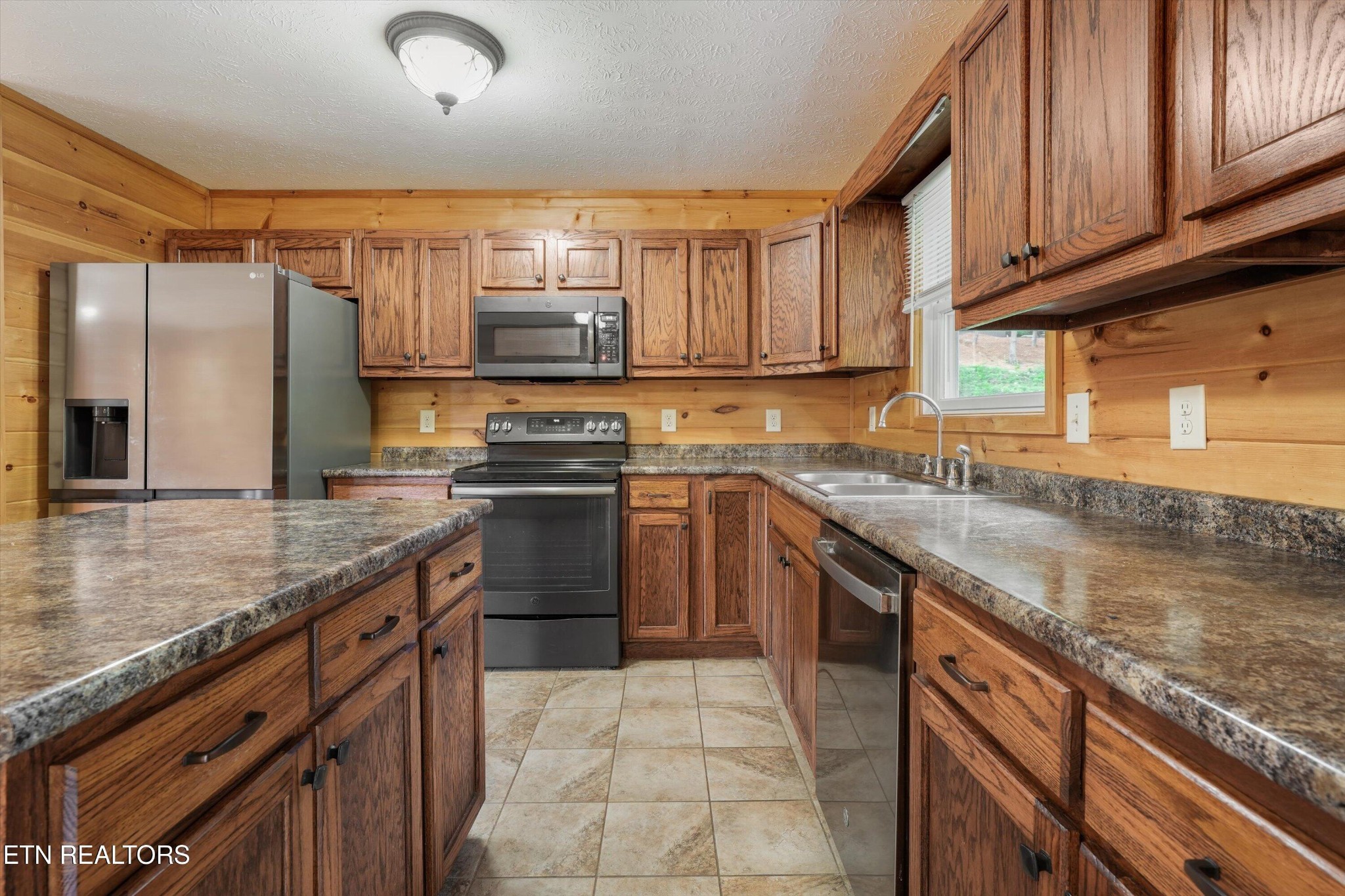 1220 Cougar Trail Del Rio, TN 37727 - Photo 14 of 37 Gallery Image 14