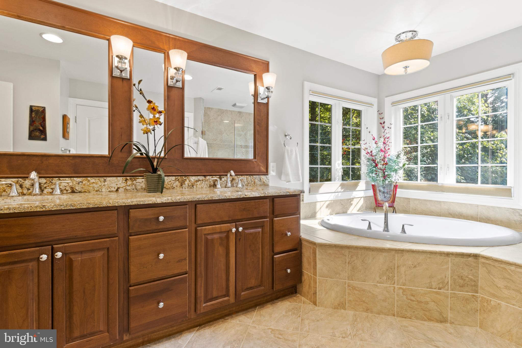 264 Woodard Road Arnold, MD 21012 - Photo 34 of 62 A deep soaking tub after a tough day...