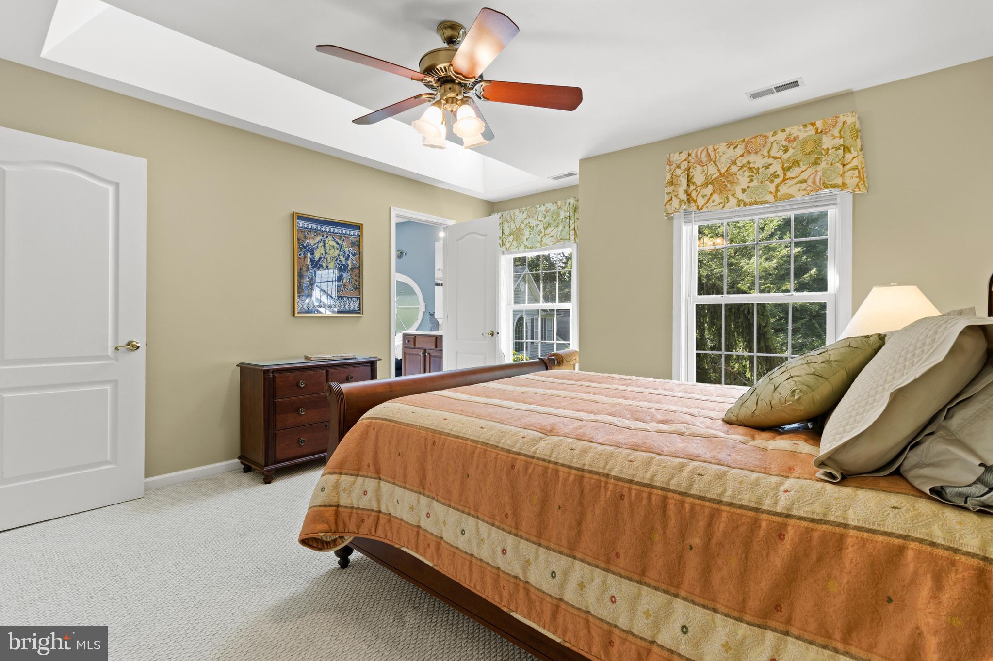 264 Woodard Road Arnold, MD 21012 - Photo 48 of 62 Guests will love their own space connects to bath