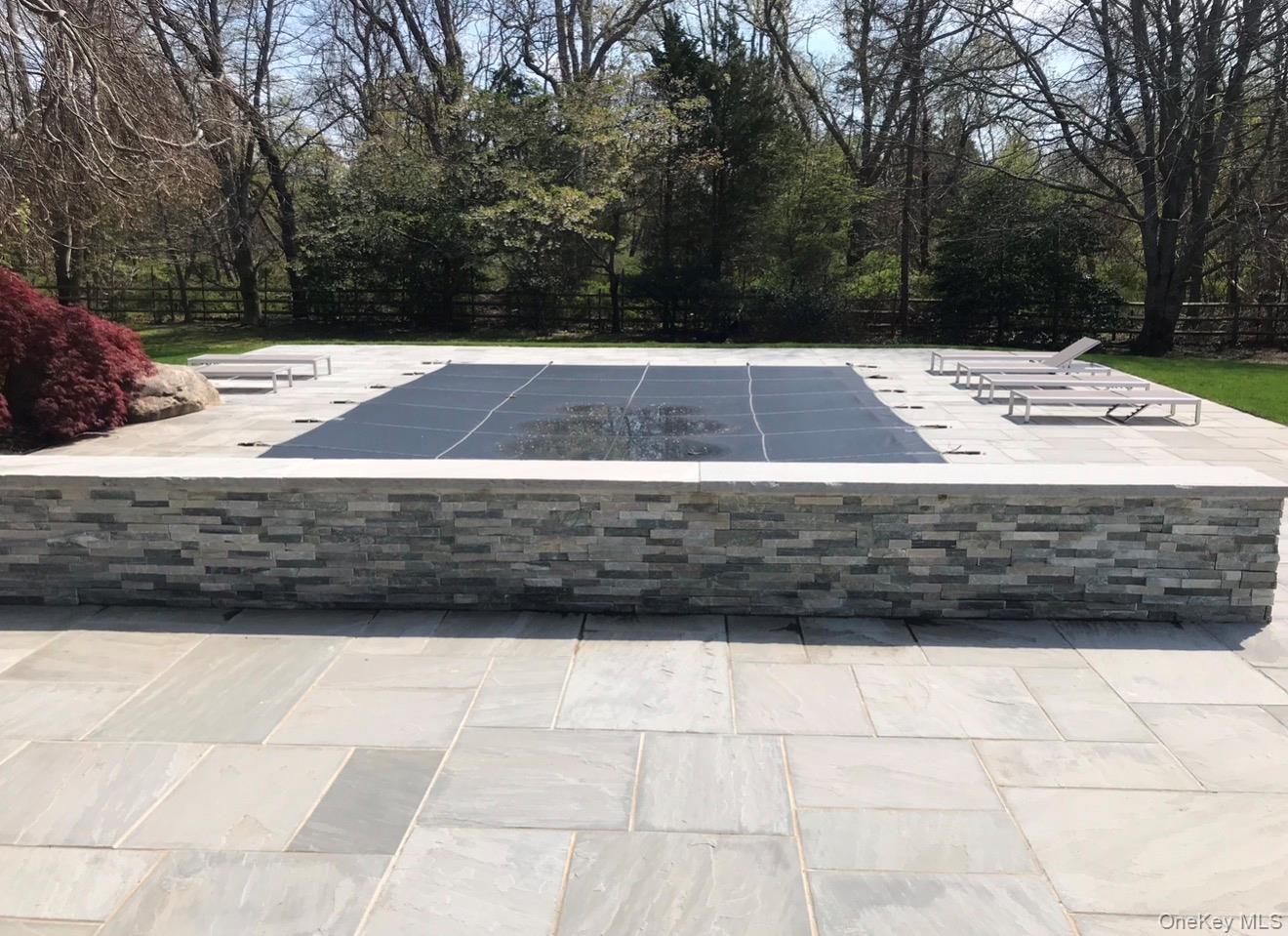 263 Ferry Road Sag Harbor, NY 11963 - Photo 11 of 36