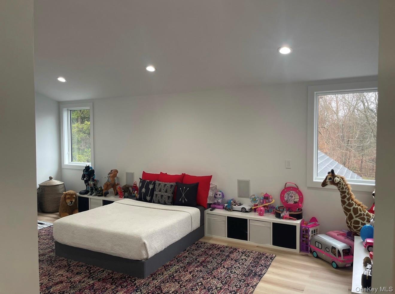 263 Ferry Road Sag Harbor, NY 11963 - Photo 32 of 36