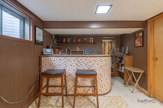 a living room filled with furniture
