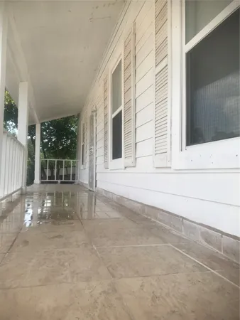 a view of an entrance of house