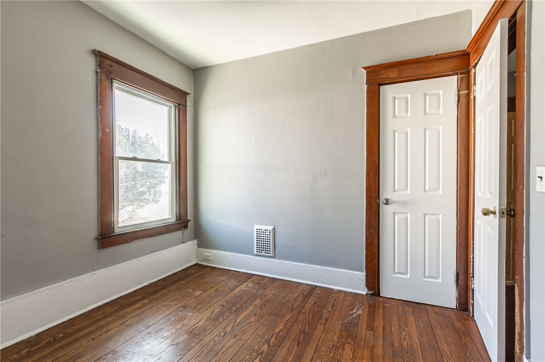 293 Rosewood Terrace Rochester, NY 14609 - Photo 19 of 22