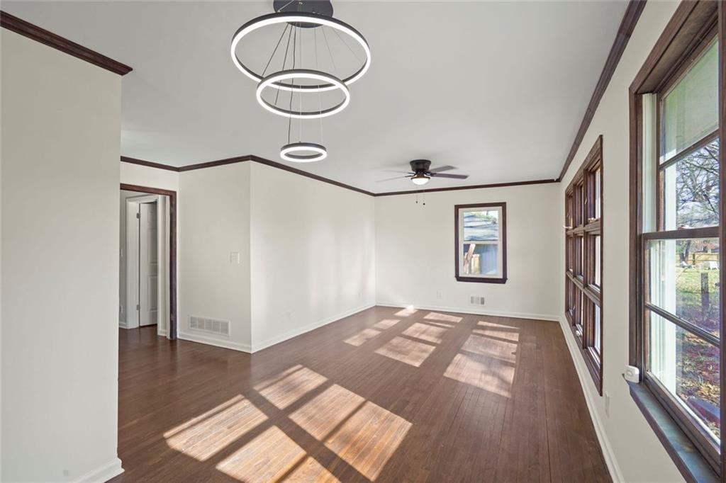 1321 Snapfinger Road Decatur, GA 30032 - Photo 4 of 22