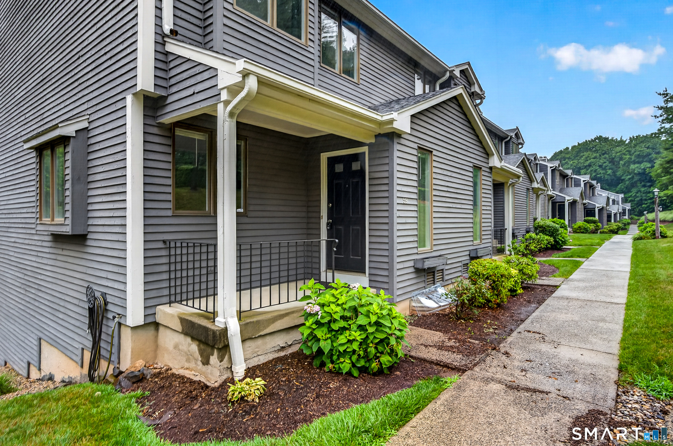 59 Ridge Road, Unit 59 Wethersfield, CT 06109 - Photo 3 of 32