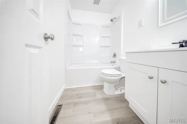 $275,000 | 10820 Clayton Court, Rolla, MO 65401