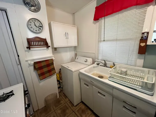 $119,000 | 40 Sargent Street, Cohoes, NY 12047