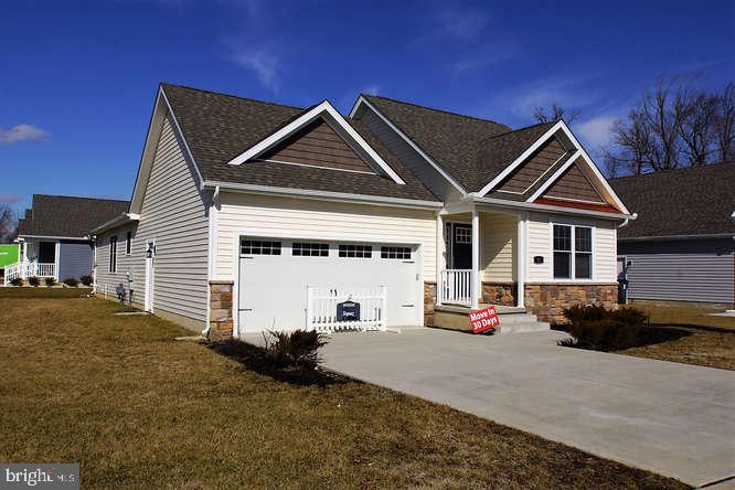 11 Platinum Drive Dover, DE 19901 - Photo 3 of 46