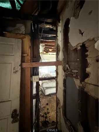 a view of walk in closet