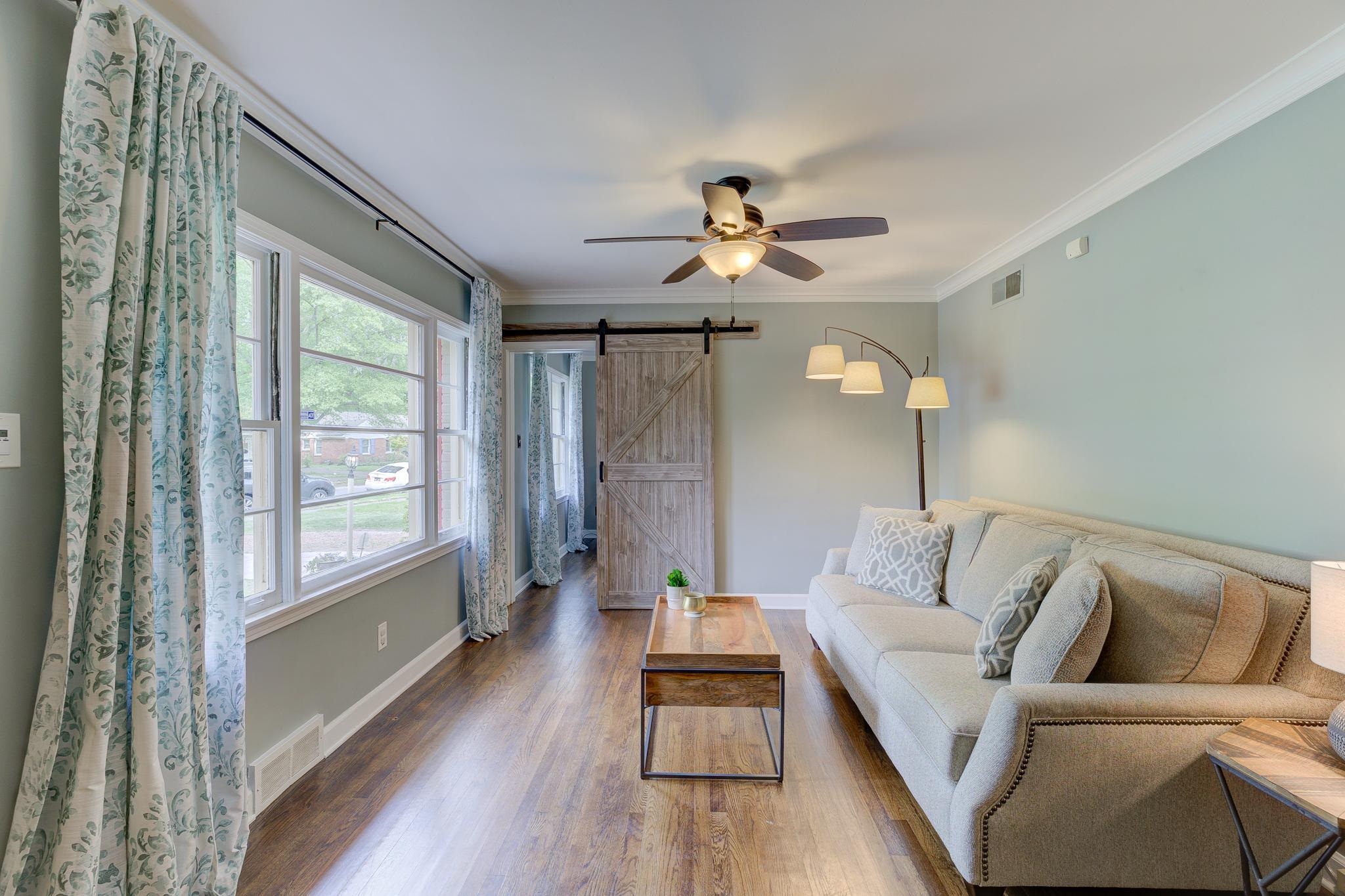 4681 Kaye Road Memphis, TN 38117 - Photo 4 of 25 a living room with furniture and a large window