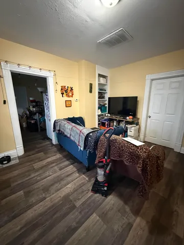 $284,900 | 808 Park Street Southwest, Grand Rapids, MI 49504