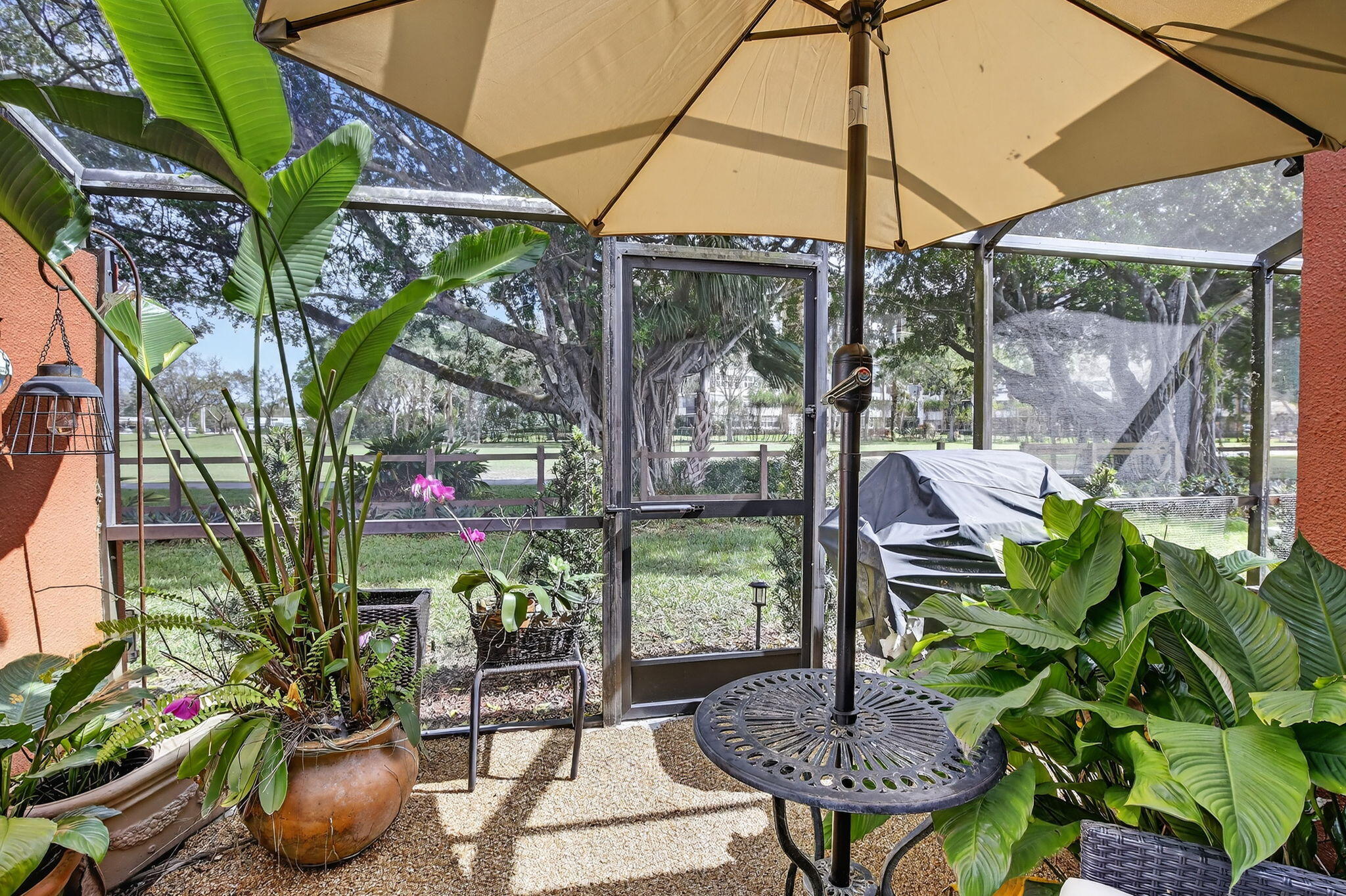 1533 Fairway Road Pembroke Pines, FL 33026 - Photo 31 of 38 29-web-or-mls-_A7A1293