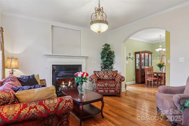 a view of a livingroom with a fireplace
