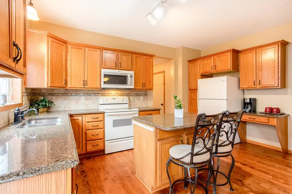 $499,900 | 4562 McAllister Avenue Northeast, St. Michael, MN 55376