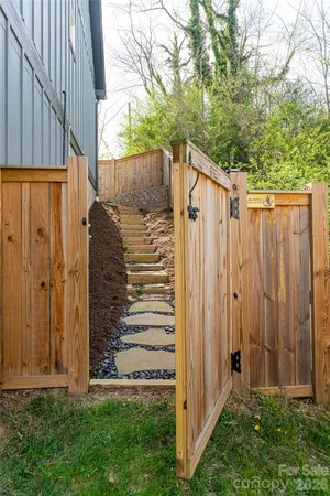 $549,000 | 35 Alice Clement Lane, Asheville, NC 28803