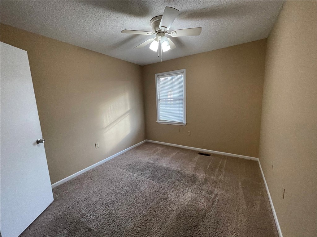 908 Georgetown Road Clemson, SC 29631 - Photo 33 of 49 910