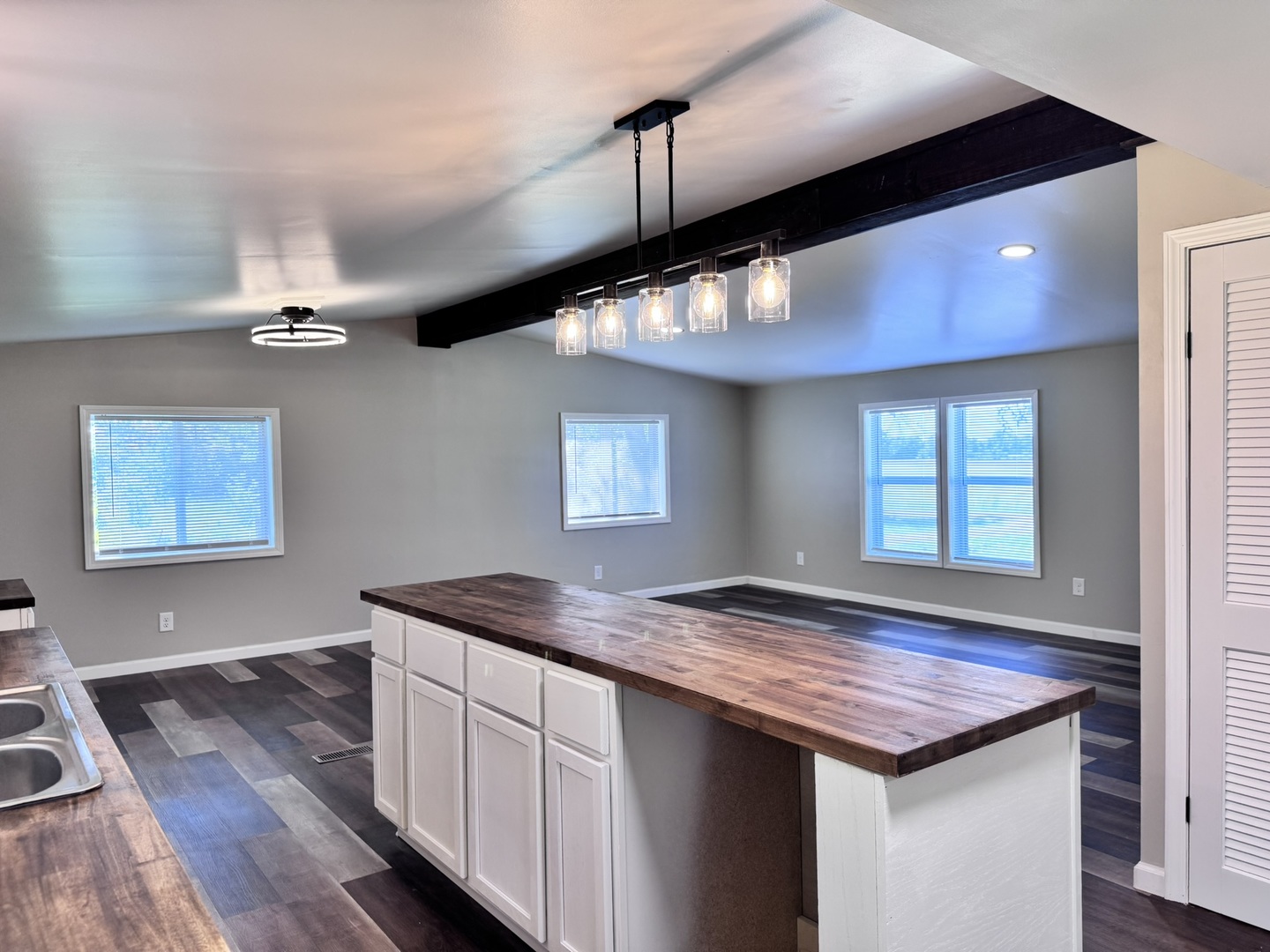 4372 Cartter Road Kell, IL 62853 - Photo 20 of 44