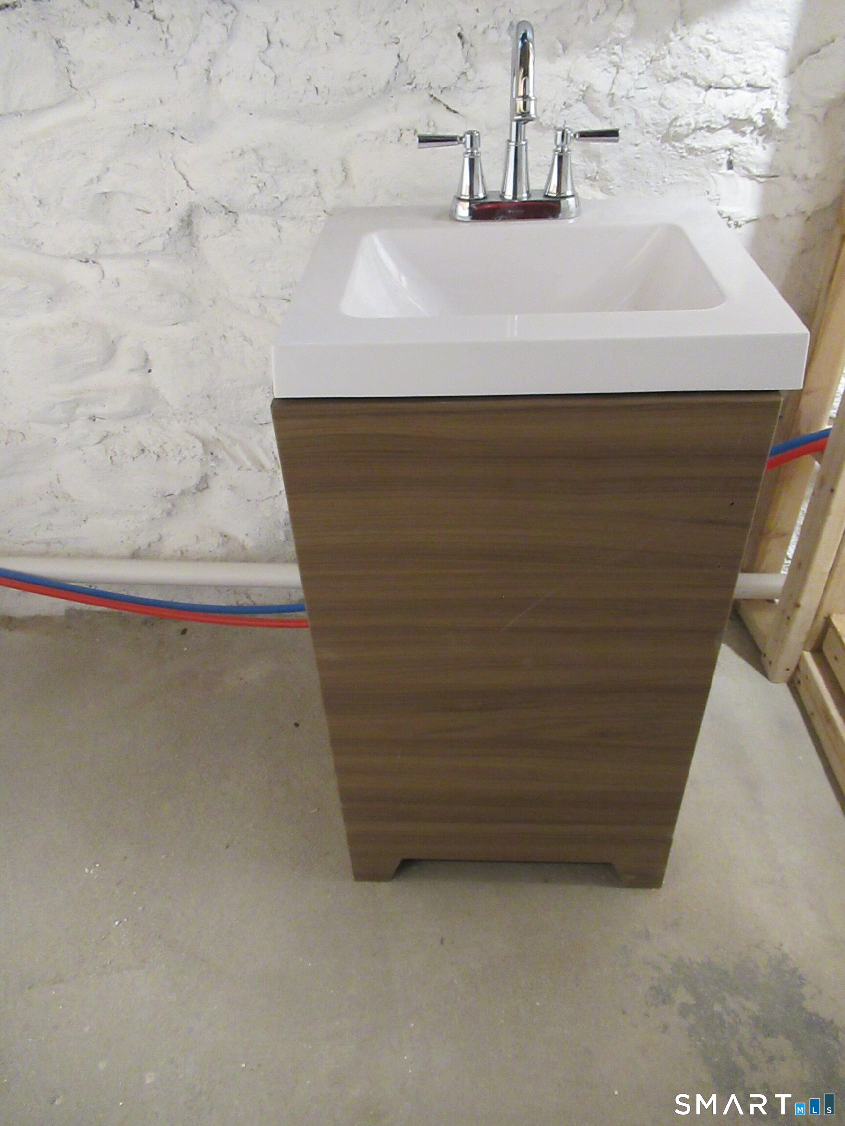 74 Harlem Avenue Bridgeport, CT 06606 - Photo 30 of 40 a close view of tap