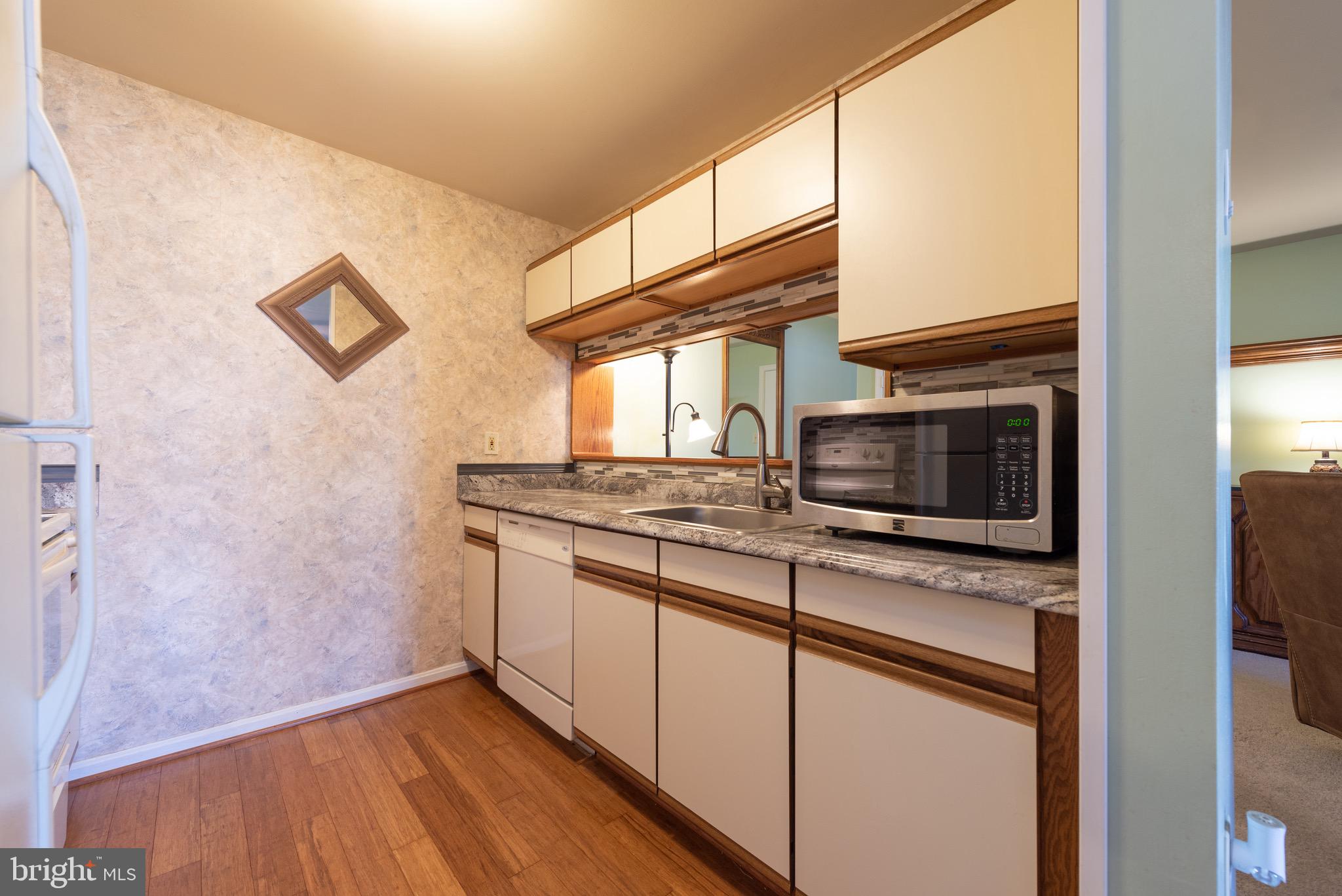103 Three Coin Way, Unit 104 Glen Burnie, MD 21060 - Photo 5 of 23