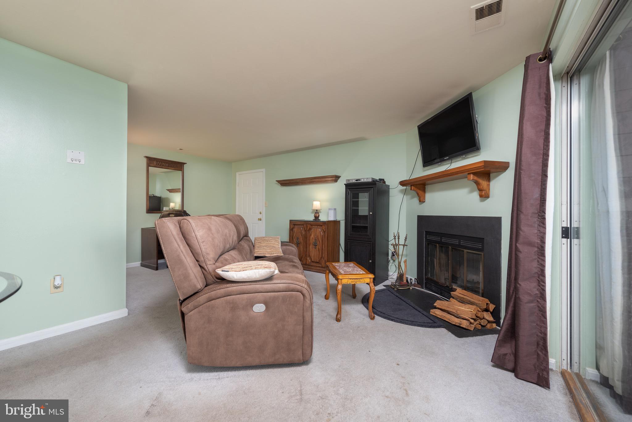 103 Three Coin Way, Unit 104 Glen Burnie, MD 21060 - Photo 9 of 23