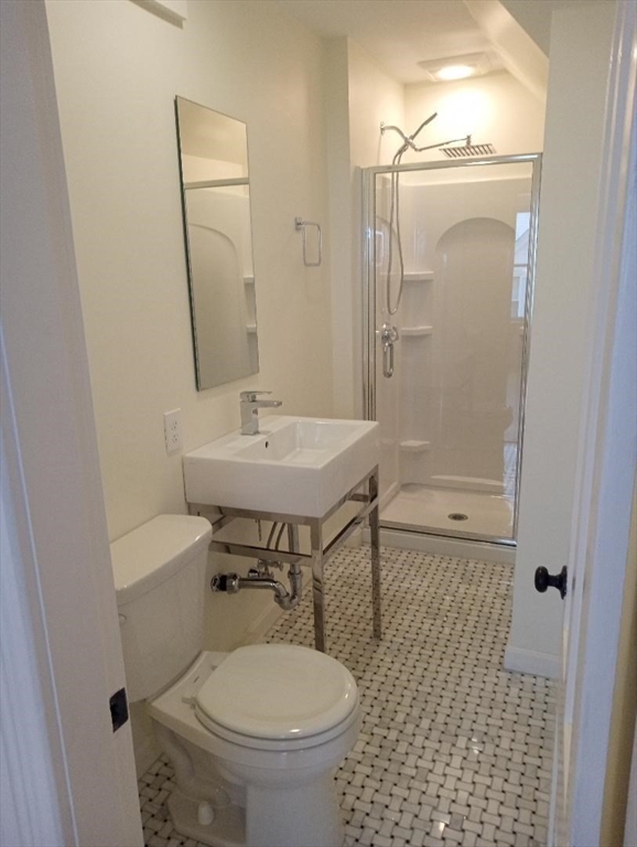 28 Ekman Street, Unit 3 Worcester, MA 01607 - Photo 5 of 9 Gallery Image 5
