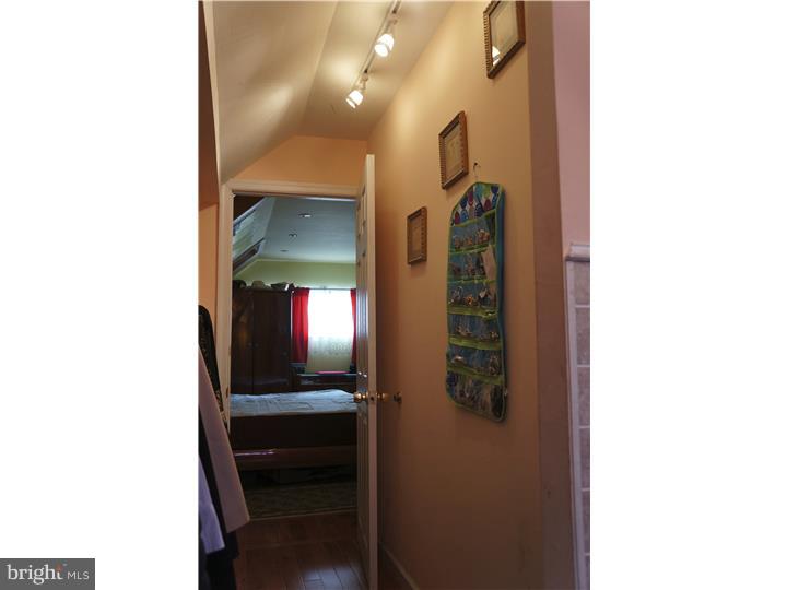 2817 Nightingale Road Philadelphia, PA 19154 - Photo 15 of 22 Gallery Image 15