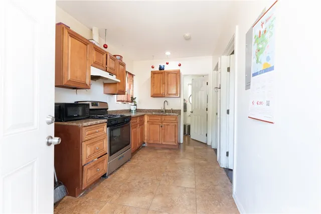 $1,149,990 | 9205 Haddon Avenue, Sun Valley, CA 91352