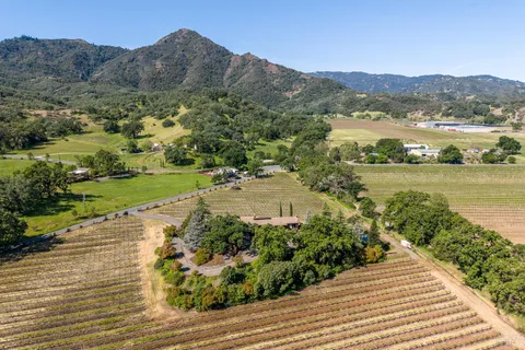 $1,080,000 | 100 La Franchi Road, Hopland, CA 95449
