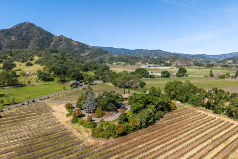 $1,080,000 | 100 La Franchi Road, Hopland, CA 95449