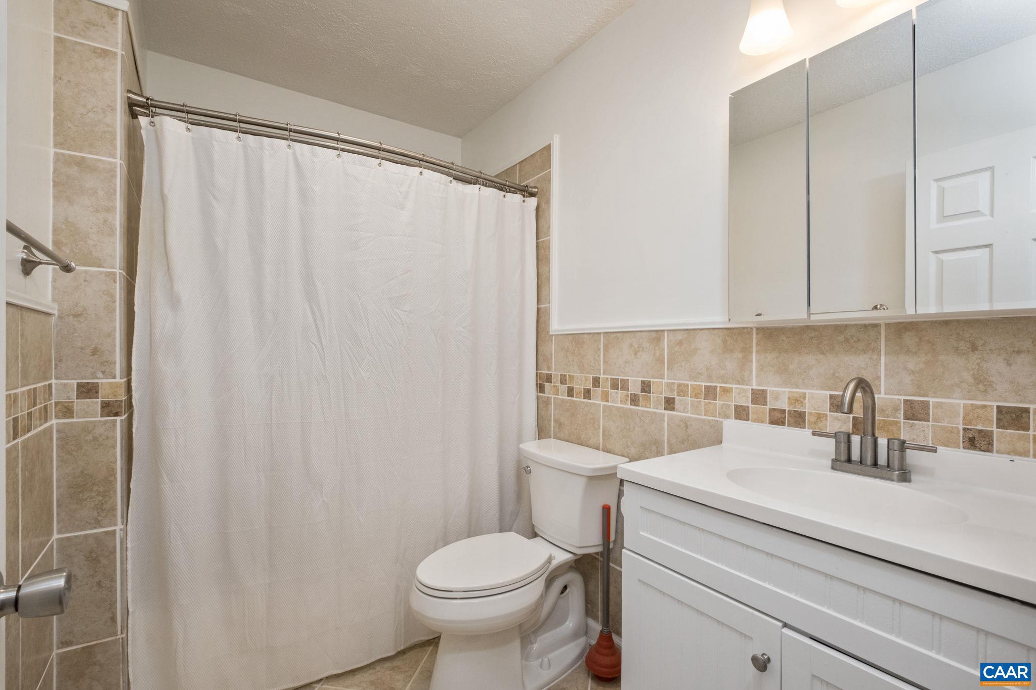 308 Carlton Road, Unit A Charlottesville, VA 22902 - Photo 14 of 29