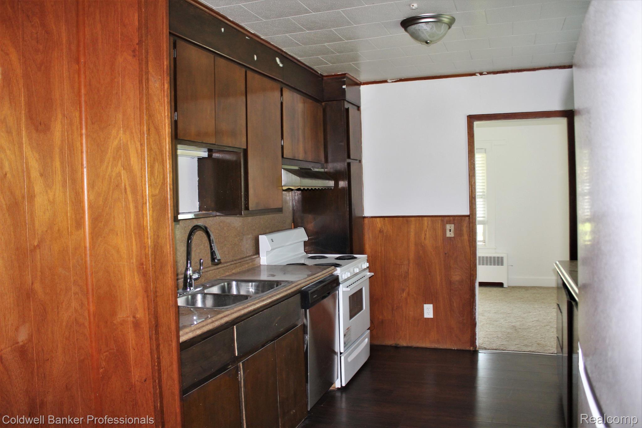 41663 Van Born Road Belleville, MI 48111 - Photo 10 of 12 Gallery Image 10