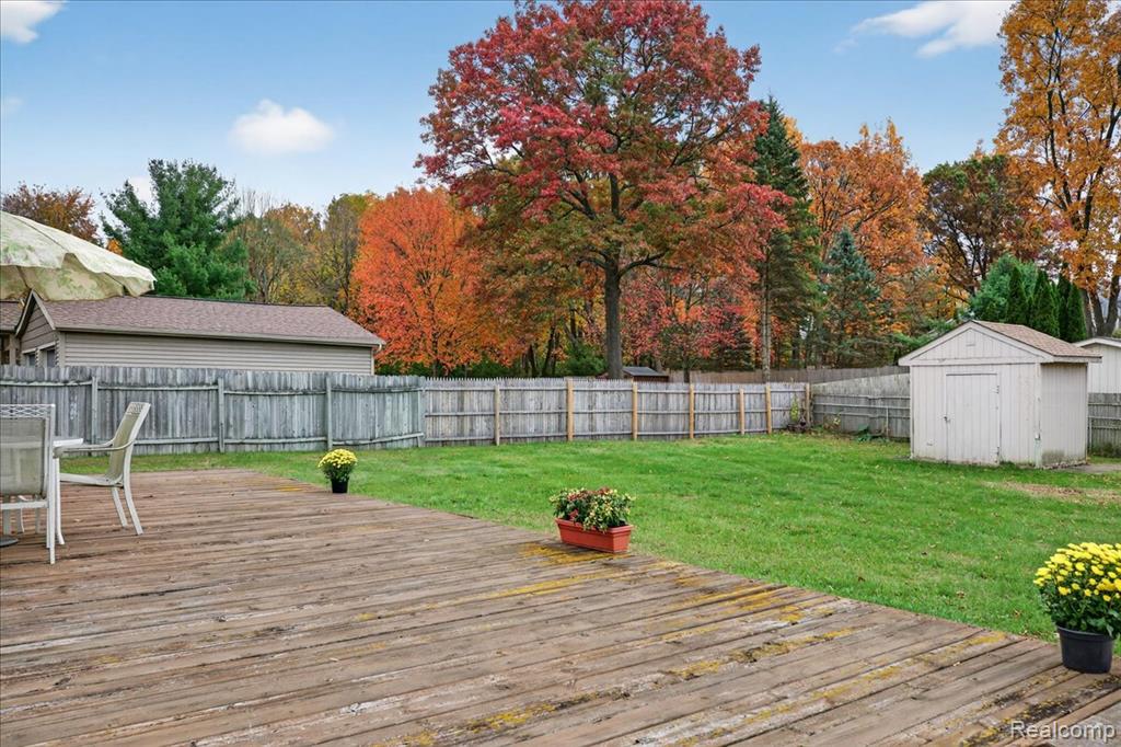 5621 Delmas Road Clarkston, MI 48348 - Photo 37 of 47