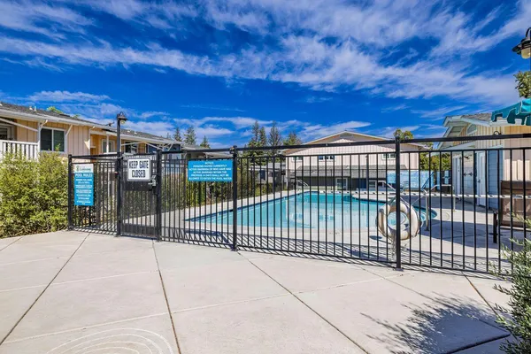 $675,000 | 4025 New York Avenue, Unit 525, Fair Oaks, CA 95628