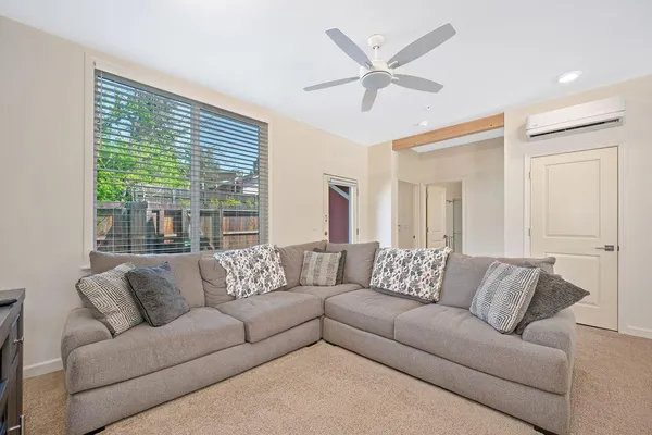 $675,000 | 4025 New York Avenue, Unit 525, Fair Oaks, CA 95628