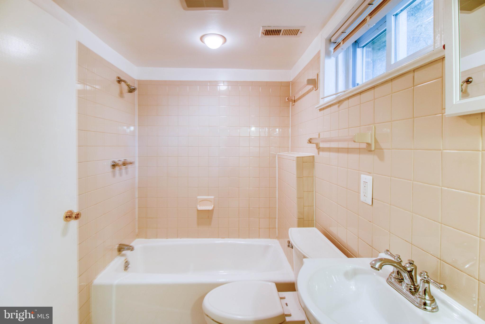 2600 Hughes Road Adelphi, MD 20783 - Photo 22 of 24 Gallery Image 22