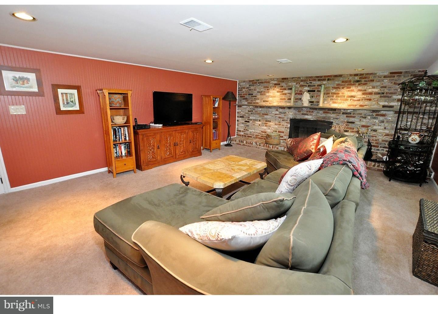 114 Sharrowvale Road Cherry Hill, NJ 08034 - Photo 7 of 12 Family Room