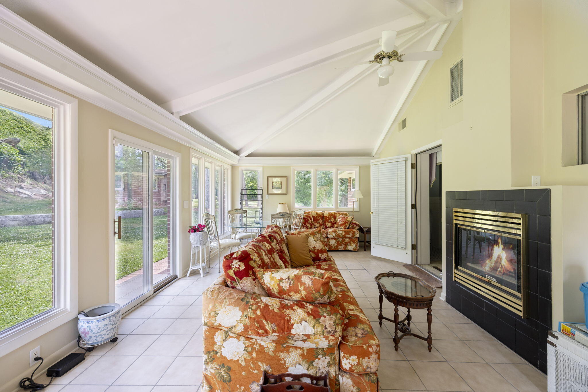 54 Shallowford Road Chattanooga, TN 37404 - Photo 26 of 38 25-54 Shallowford Rd - 025