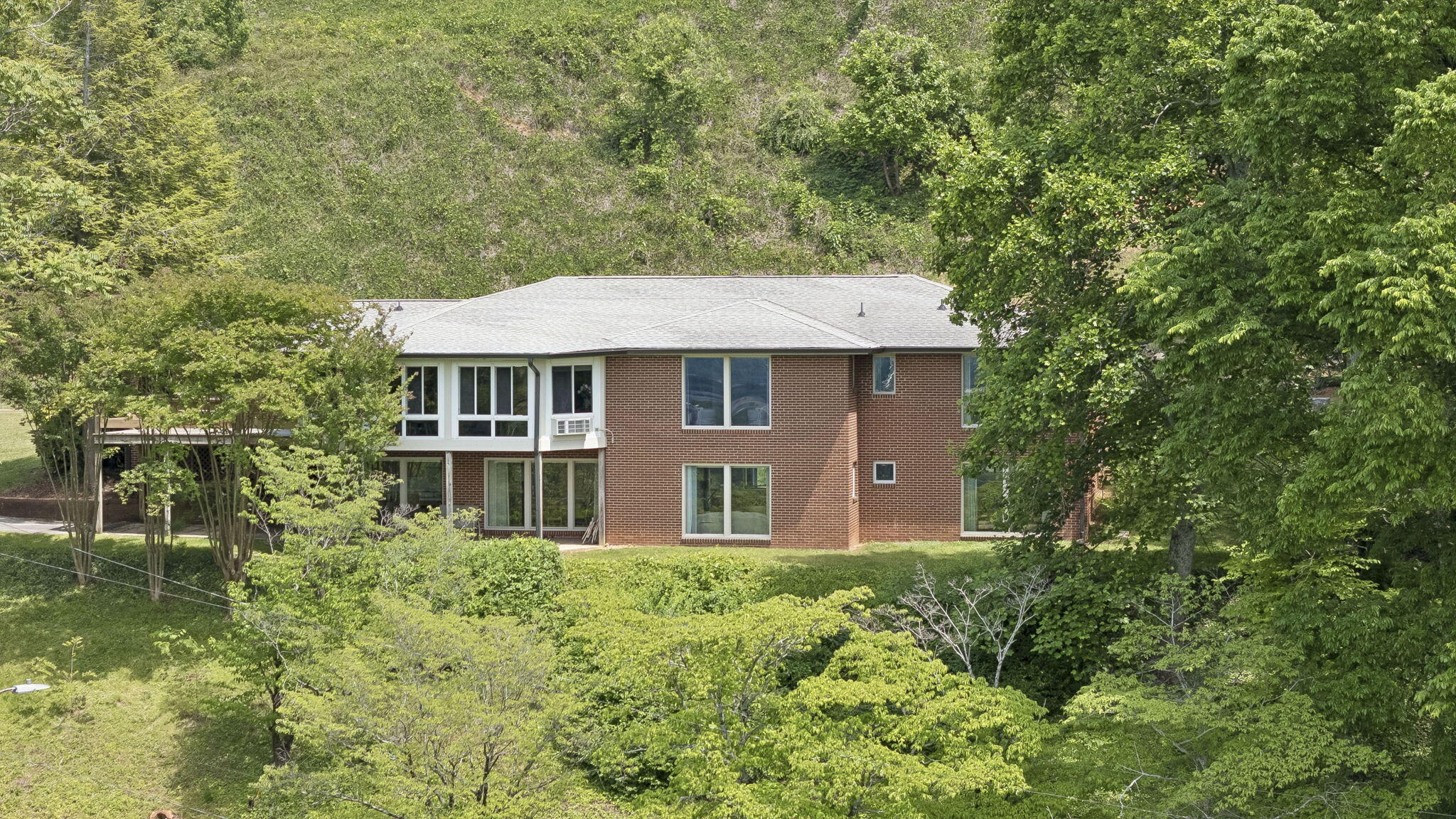 54 Shallowford Road Chattanooga, TN 37404 - Photo 5 of 38 69-54 Shallowford Rd - 069