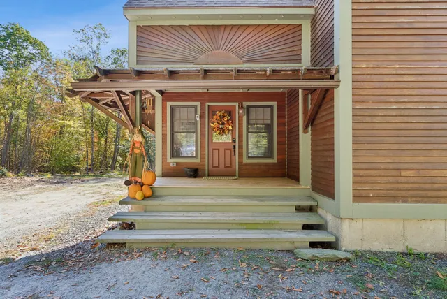 $625,000 | 214 Desert Pond Road, Mount Vernon, ME 04352