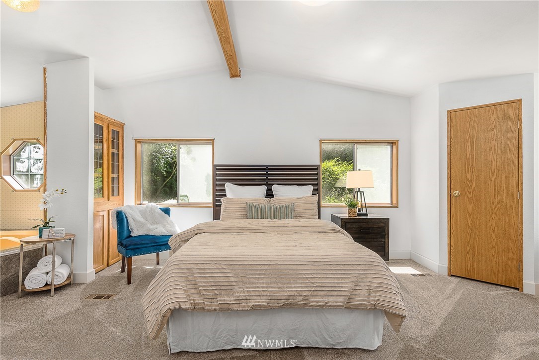4251 Junco Road Greenbank, WA 98253 - Photo 22 of 36 Gallery Image 22